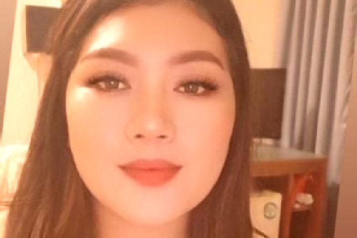 10 escort profiles in Baorixile, China. Browse companions, services, rates and book online. Incall and outcall available.