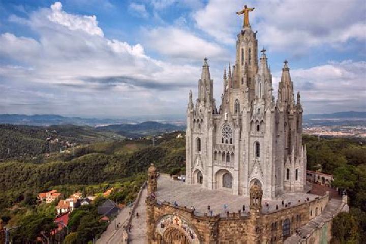 10 escort profiles in Barcones, Spain. Browse companions, services, rates and book online. Incall and outcall available.