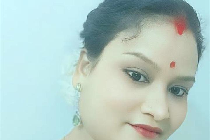 10 escort profiles in Chapar, India. Browse companions, services, rates and book online. Incall and outcall available.