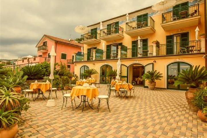 10 escort profiles in Cogoleto, Italy. Browse companions, services, rates and book online. Incall and outcall available.
