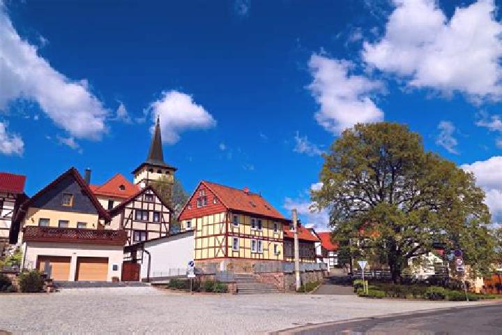 10 escort profiles in Ecklingerode, Germany. Browse companions, services, rates and book online. Incall and outcall available.