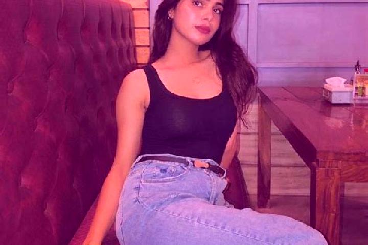 10 escort profiles in Kamayakkavundanpatti, India. Browse companions, services, rates and book online. Incall and outcall available.