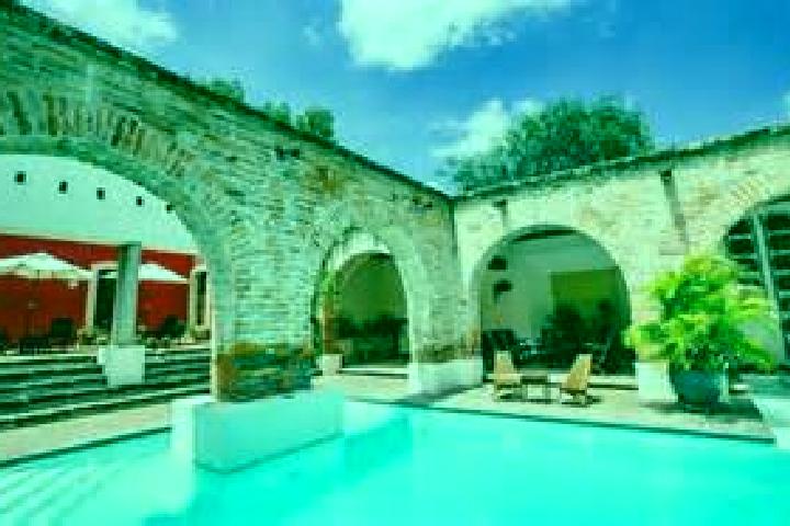 10 escort profiles in Mixtlan, Mexico. Browse companions, services, rates and book online. Incall and outcall available.