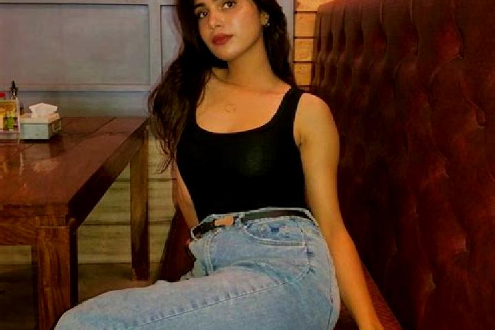 10 escort profiles in Mubarikpur, India. Browse companions, services, rates and book online. Incall and outcall available.