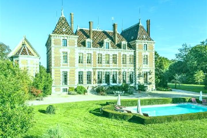 10 escort profiles in Neuville-les-Dames, France. Browse companions, services, rates and book online. Incall and outcall available.