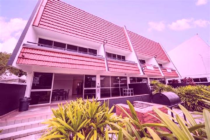 10 escort profiles in Pasir Ris New Town, Singapore. Browse companions, services, rates and book online. Incall and outcall available.
