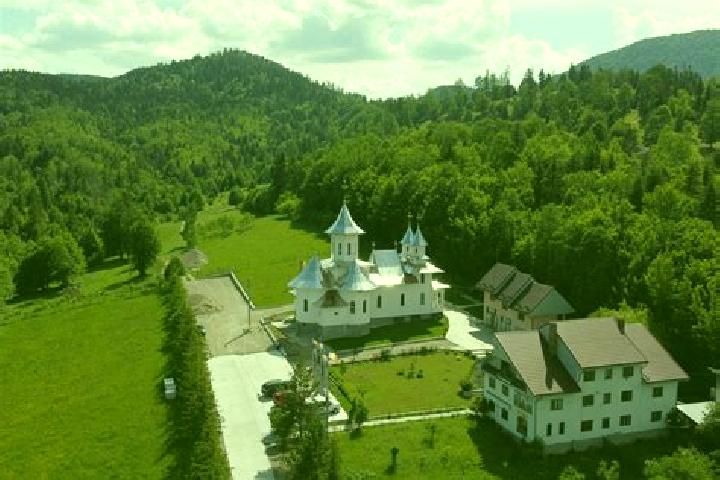 10 escort profiles in Poiana Cracaoani, Romania. Browse companions, services, rates and book online. Incall and outcall available.