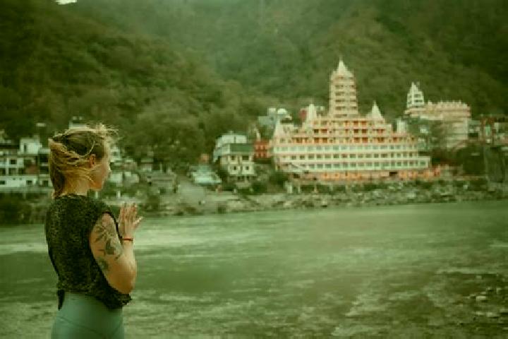 10 escort profiles in Rishikesh, India. Browse companions, services, rates and book online. Incall and outcall available.