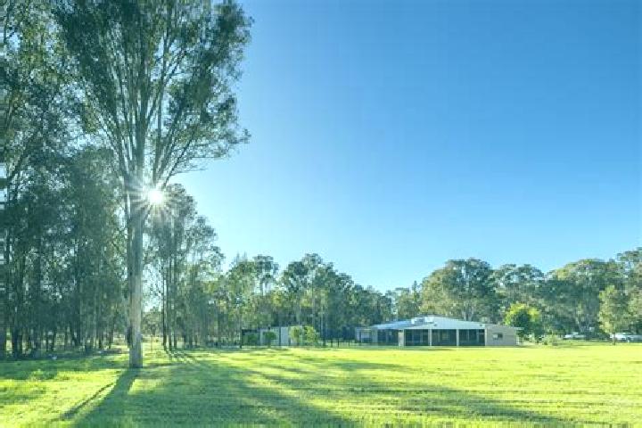10 escort profiles in Rossmore, Australia. Browse companions, services, rates and book online. Incall and outcall available.