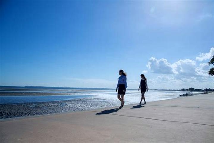 10 escort profiles in Sandgate, Australia. Browse companions, services, rates and book online. Incall and outcall available.