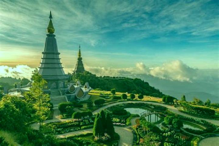 10 escort profiles in Si Chiang Mai, Thailand. Browse companions, services, rates and book online. Incall and outcall available.
