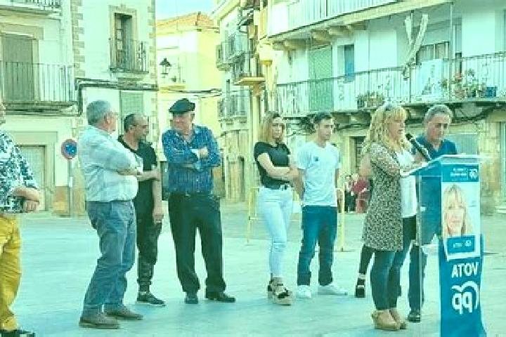 10 escort profiles in Torre de Don Miguel, Spain. Browse companions, services, rates and book online. Incall and outcall available.