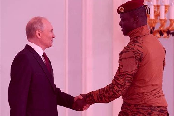 10 escort profiles in Zabre, Burkina Faso. Browse companions, services, rates and book online. Incall and outcall available.