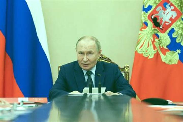 11 escort profiles in Burevestnik, Russia. Browse companions, services, rates and book online. Incall and outcall available.
