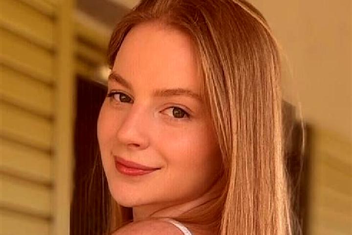 11 escort profiles in Calvert City, United States. Browse companions, services, rates and book online. Incall and outcall available.