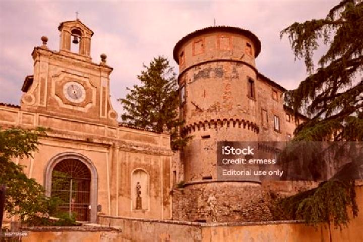 11 escort profiles in Castel Viscardo, Italy. Browse companions, services, rates and book online. Incall and outcall available.