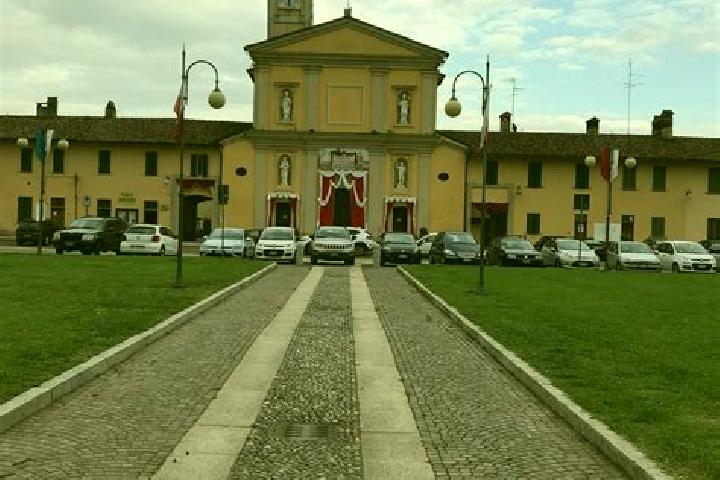 11 escort profiles in Cusago, Italy. Browse companions, services, rates and book online. Incall and outcall available.