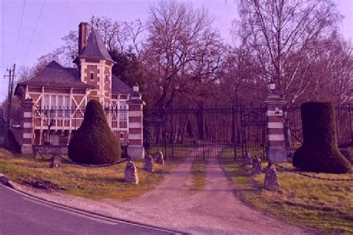 11 escort profiles in Douchy-les-Mines, France. Browse companions, services, rates and book online. Incall and outcall available.