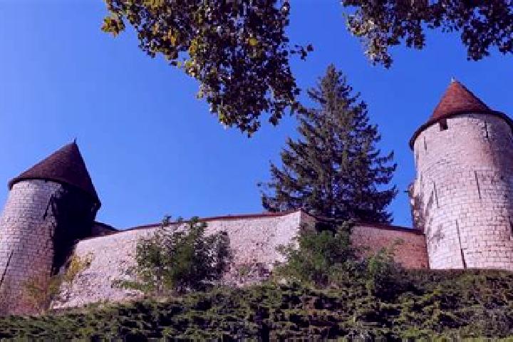 11 escort profiles in Dun-sur-Auron, France. Browse companions, services, rates and book online. Incall and outcall available.
