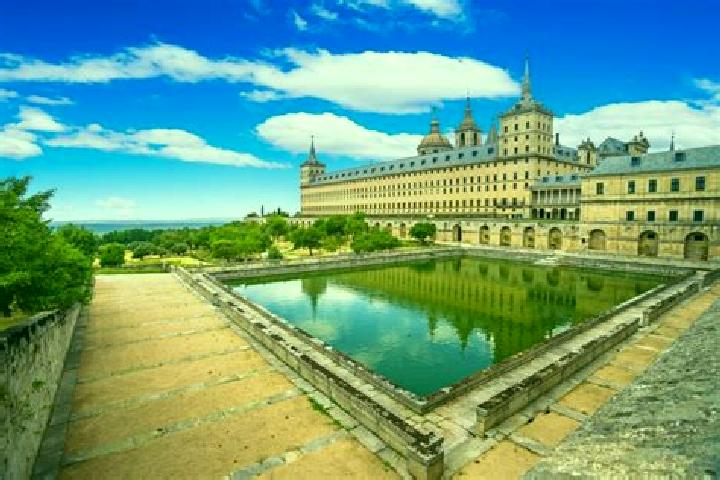 11 escort profiles in Escurial de la Sierra, Spain. Browse companions, services, rates and book online. Incall and outcall available.