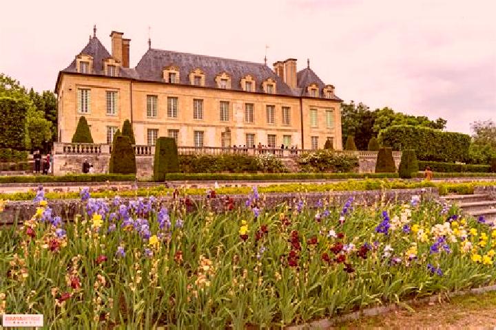 11 escort profiles in Nogent-sur-Oise, France. Browse companions, services, rates and book online. Incall and outcall available.