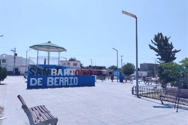 11 escort profiles in San Bartolo de Berrios, Mexico. Browse companions, services, rates and book online. Incall and outcall available.