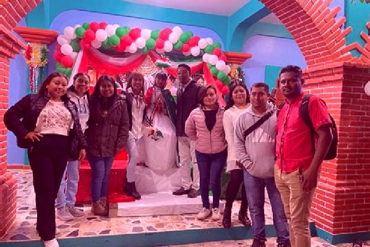 11 escort profiles in San Vicente Lachixio, Mexico. Browse companions, services, rates and book online. Incall and outcall available.