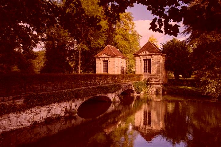 11 escort profiles in Villeneuve-le-Comte, France. Browse companions, services, rates and book online. Incall and outcall available.