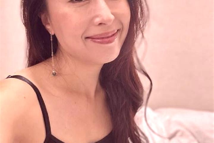 12 escort profiles in Aldrich Garden, Hong Kong. Browse companions, services, rates and book online. Incall and outcall available.