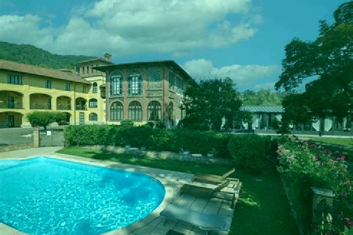 12 escort profiles in Colleretto Giacosa, Italy. Browse companions, services, rates and book online. Incall and outcall available.