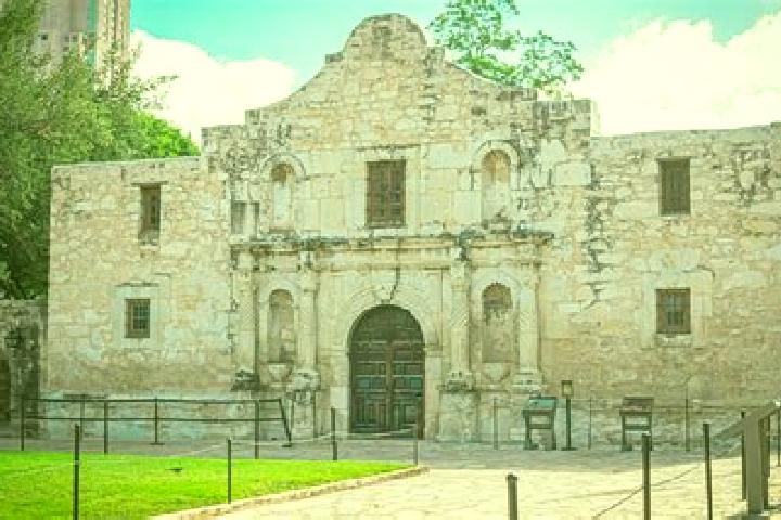 12 escort profiles in El Alamo, Mexico. Browse companions, services, rates and book online. Incall and outcall available.