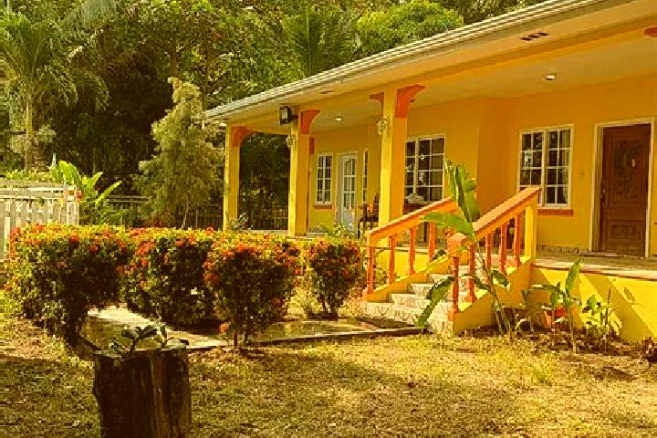 12 escort profiles in Guajiquiro, Honduras. Browse companions, services, rates and book online. Incall and outcall available.