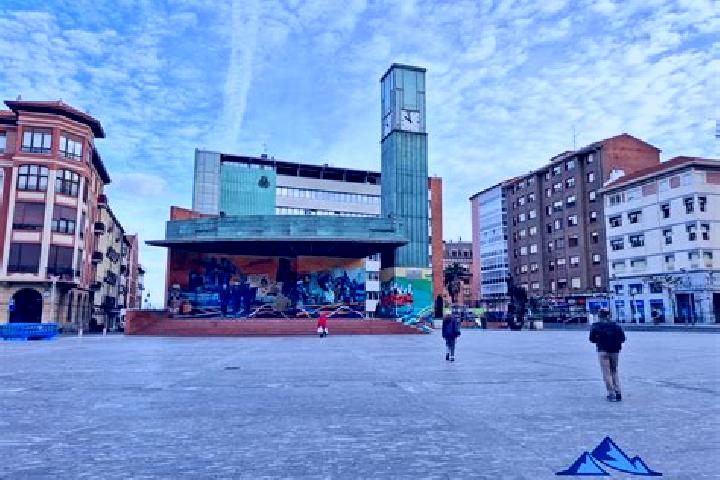 12 escort profiles in Herriko Plaza, Spain. Browse companions, services, rates and book online. Incall and outcall available.