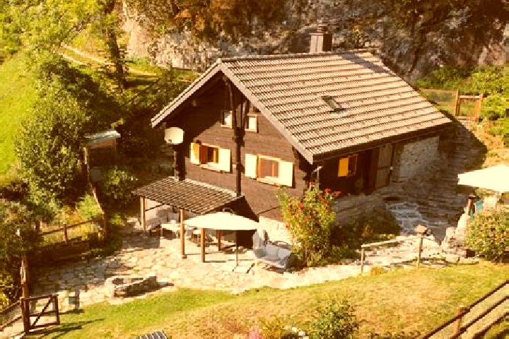 12 escort profiles in Iragna, Switzerland. Browse companions, services, rates and book online. Incall and outcall available.