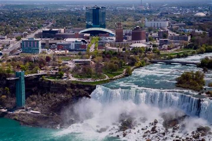 12 escort profiles in Niagara-on-the-Lake, Canada. Browse companions, services, rates and book online. Incall and outcall available.