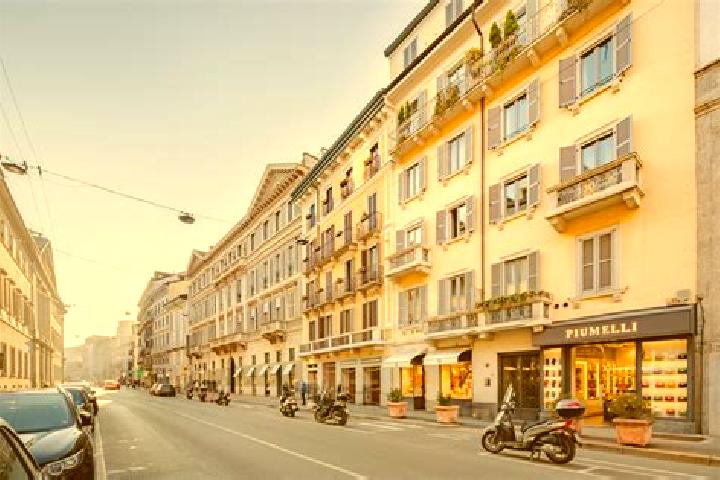 12 escort profiles in Quadrilatero, Italy. Browse companions, services, rates and book online. Incall and outcall available.