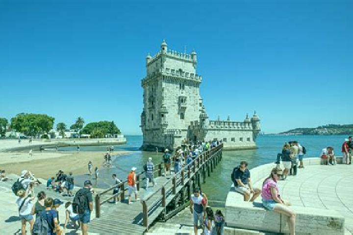12 escort profiles in Santa Maria de Belem, Portugal. Browse companions, services, rates and book online. Incall and outcall available.