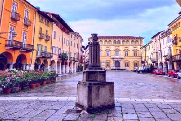 12 escort profiles in Vigliano Biellese, Italy. Browse companions, services, rates and book online. Incall and outcall available.