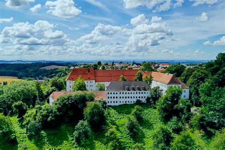 13 escort profiles in Bad Griesbach, Germany. Browse companions, services, rates and book online. Incall and outcall available.
