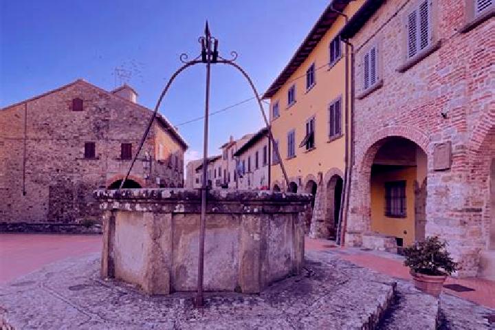 13 escort profiles in Civitella in Val di Chiana, Italy. Browse companions, services, rates and book online. Incall and outcall available.