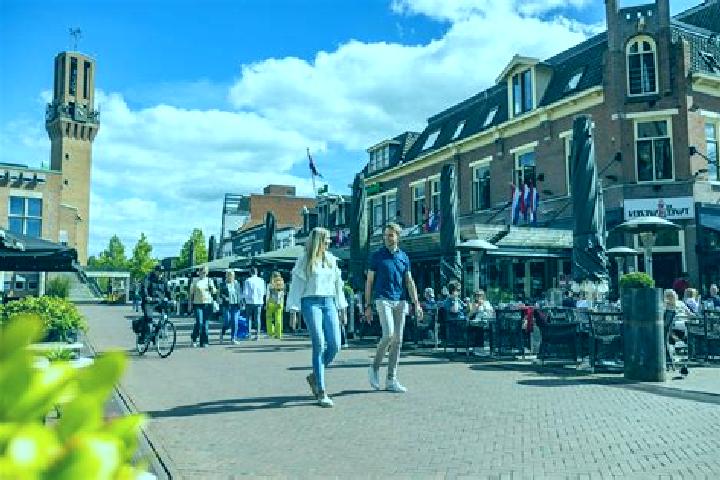 13 escort profiles in Hengelo, Netherlands. Browse companions, services, rates and book online. Incall and outcall available.
