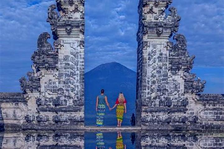13 escort profiles in Lampuyang, Indonesia. Browse companions, services, rates and book online. Incall and outcall available.
