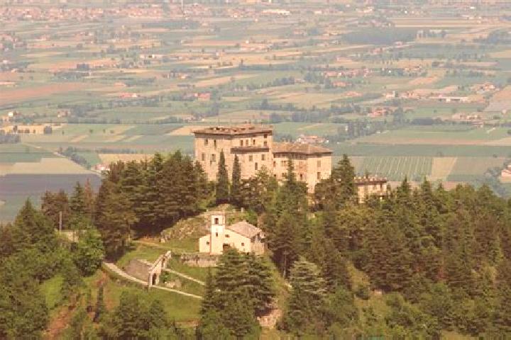 13 escort profiles in Montemale di Cuneo, Italy. Browse companions, services, rates and book online. Incall and outcall available.