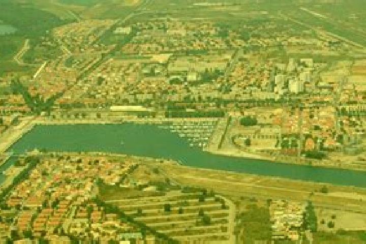 13 escort profiles in Port-Saint-Louis-du-Rhone, France. Browse companions, services, rates and book online. Incall and outcall available.