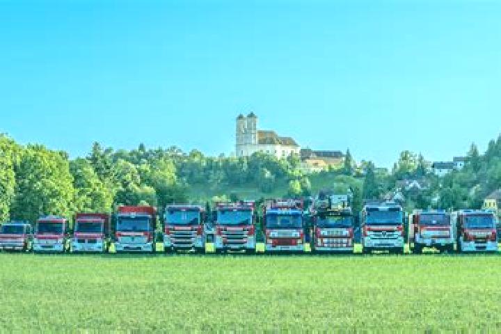 13 escort profiles in Ratzersdorf an der Traisen, Austria. Browse companions, services, rates and book online. Incall and outcall available.