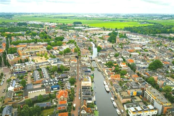 13 escort profiles in Reeuwijk, Netherlands. Browse companions, services, rates and book online. Incall and outcall available.