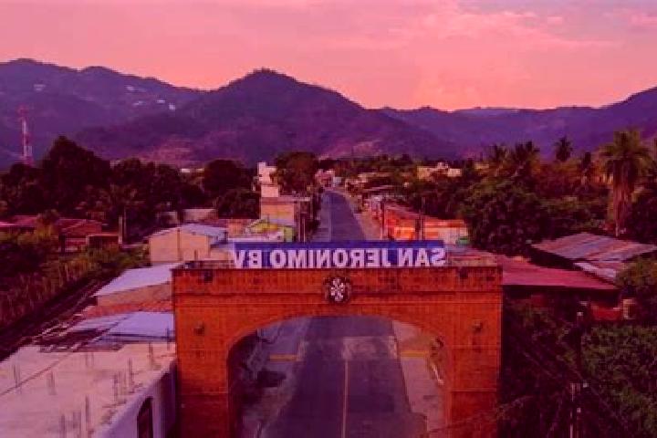 13 escort profiles in San Jeronimo Totoltepec, Mexico. Browse companions, services, rates and book online. Incall and outcall available.