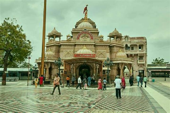 13 escort profiles in Sarangpur, India. Browse companions, services, rates and book online. Incall and outcall available.