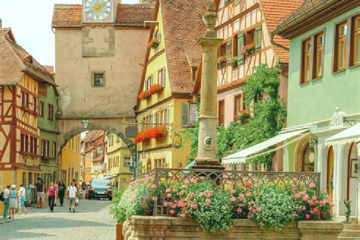 13 escort profiles in Seeheim-Jugenheim, Germany. Browse companions, services, rates and book online. Incall and outcall available.