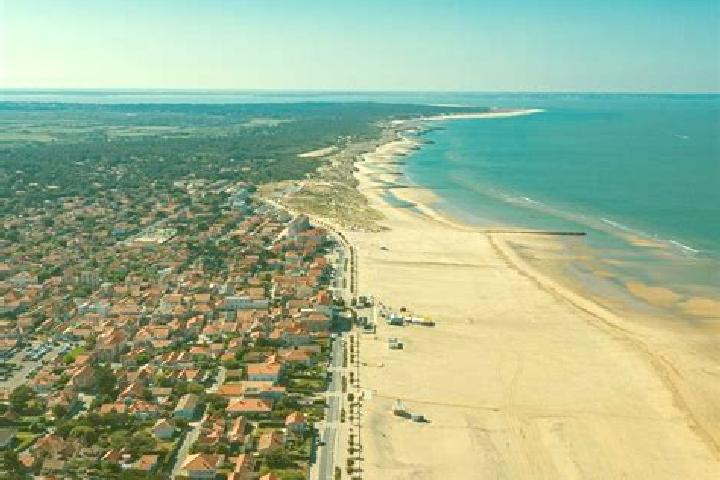 13 escort profiles in Soulac-sur-Mer, France. Browse companions, services, rates and book online. Incall and outcall available.